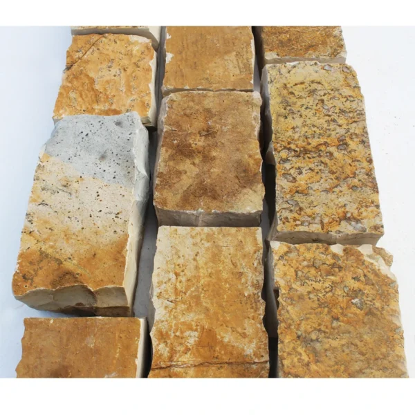 PIETRA TOMOR CUBETTONE SPESS. 6/8 LARG. 12 cm NATURALE